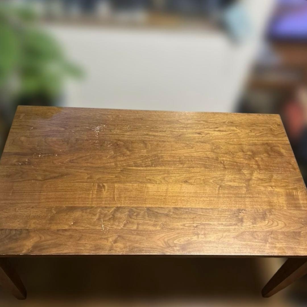 ダイニングテーブル