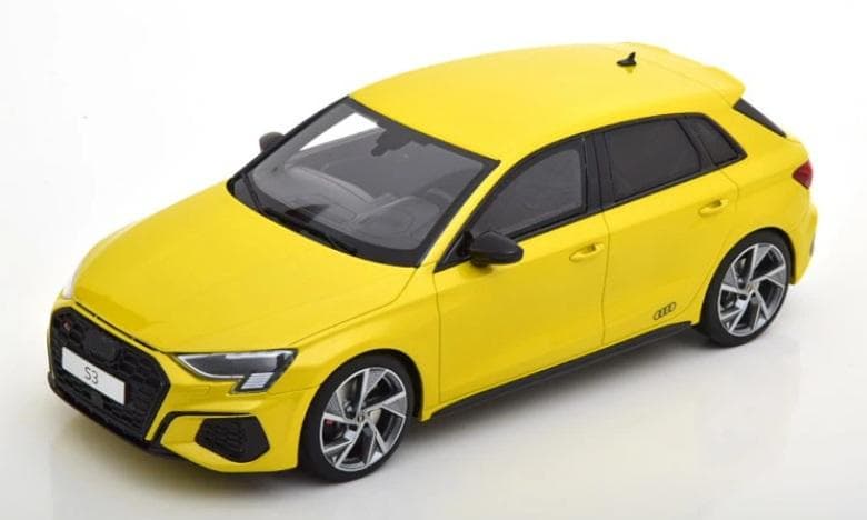 新品 GTスピリット 1/18 アウディ S3 スポーツバック GT364