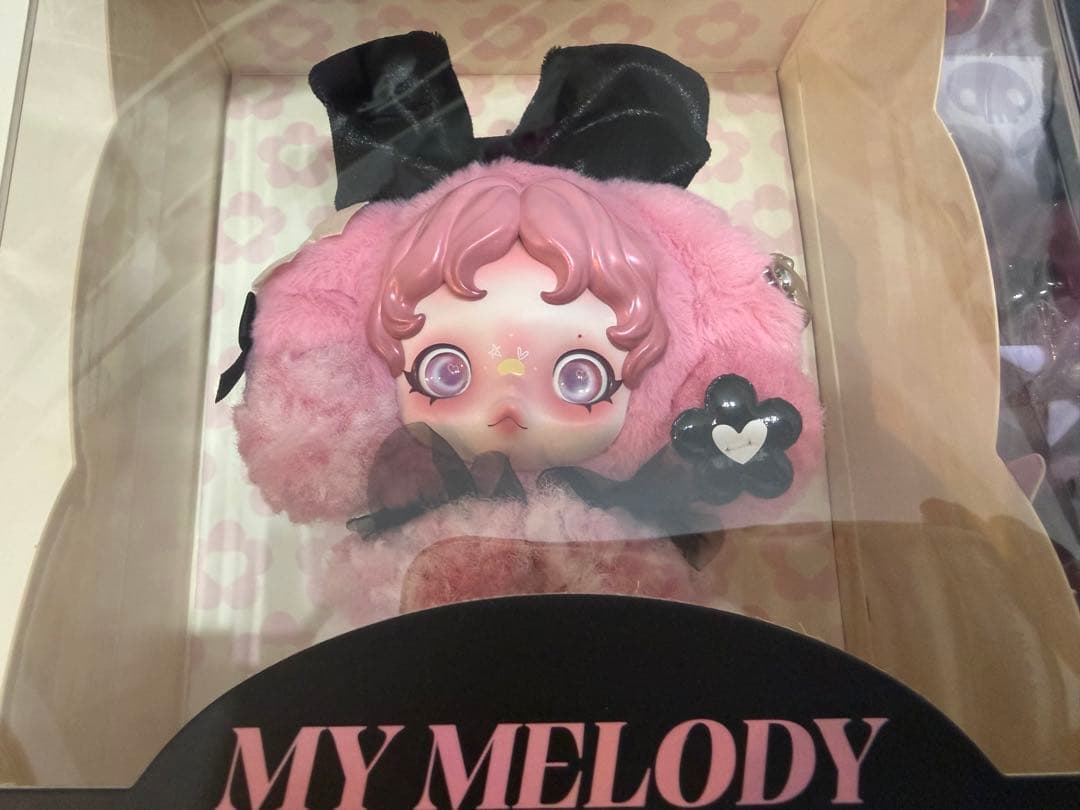 ポップマート　Kuromi x My Melody スカルパンダ