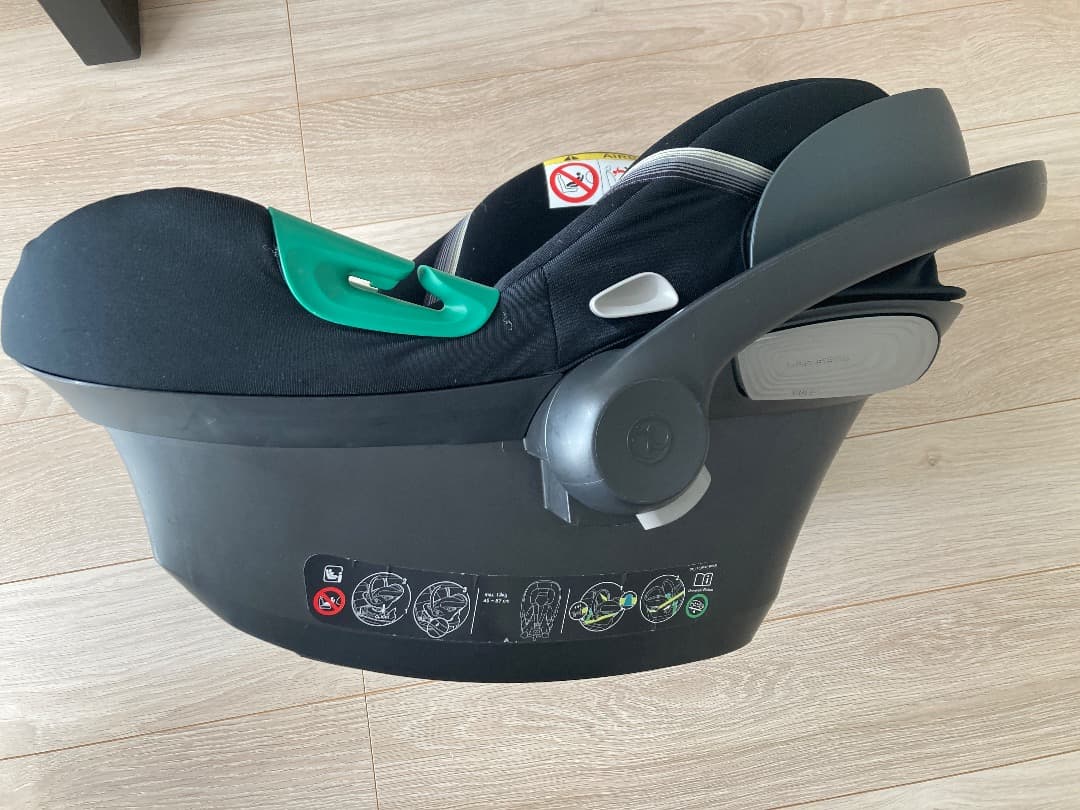 Cybex サイベックス Aton S2 i-Size