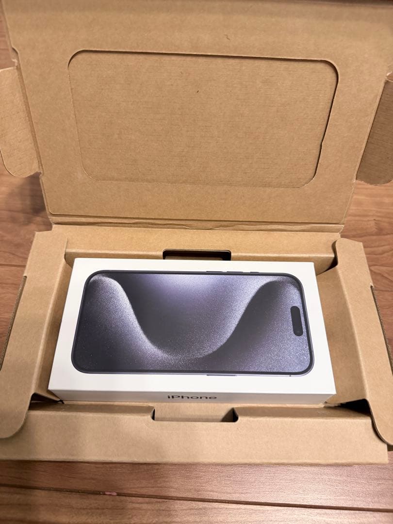 Apple iPhone 15 Pro 本体256GB