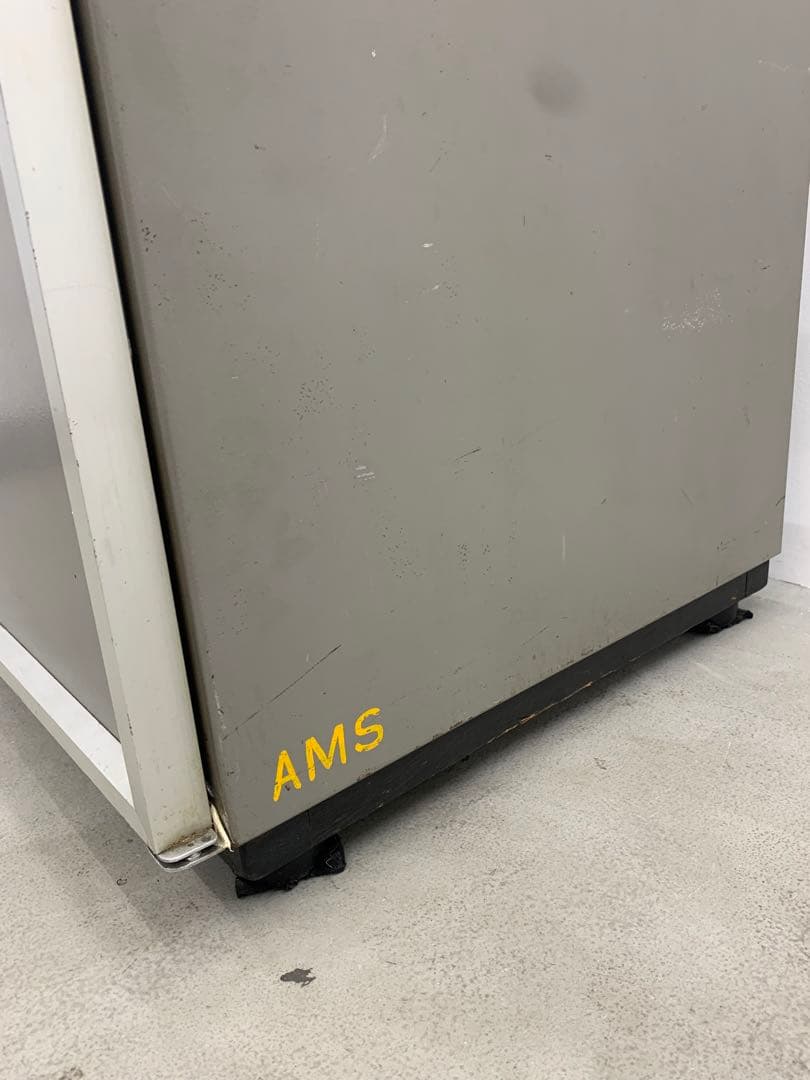 スペースエイジ ターンテーブル レコードプレイヤー 台 店舗什器 ディスプレイ