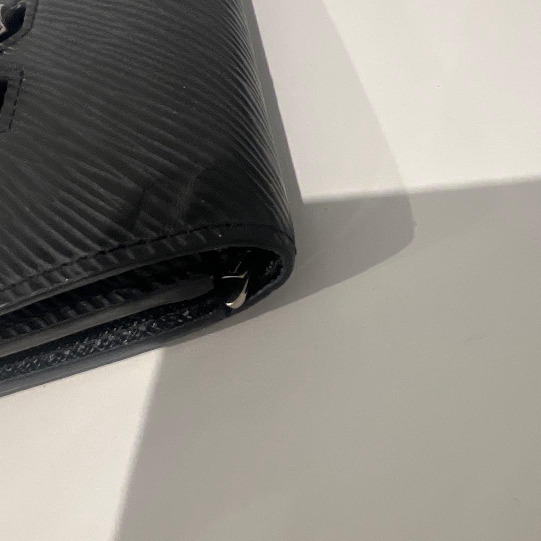 ルイ・ヴィトン（Louis Vuitton） ポルトフォイユツイスト財布