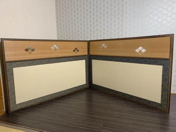 杉材 割菱透し 独楽繋ぎ紋 裏金砂子 松葉紋 女桑縁 風炉先屏風 茶道具 461