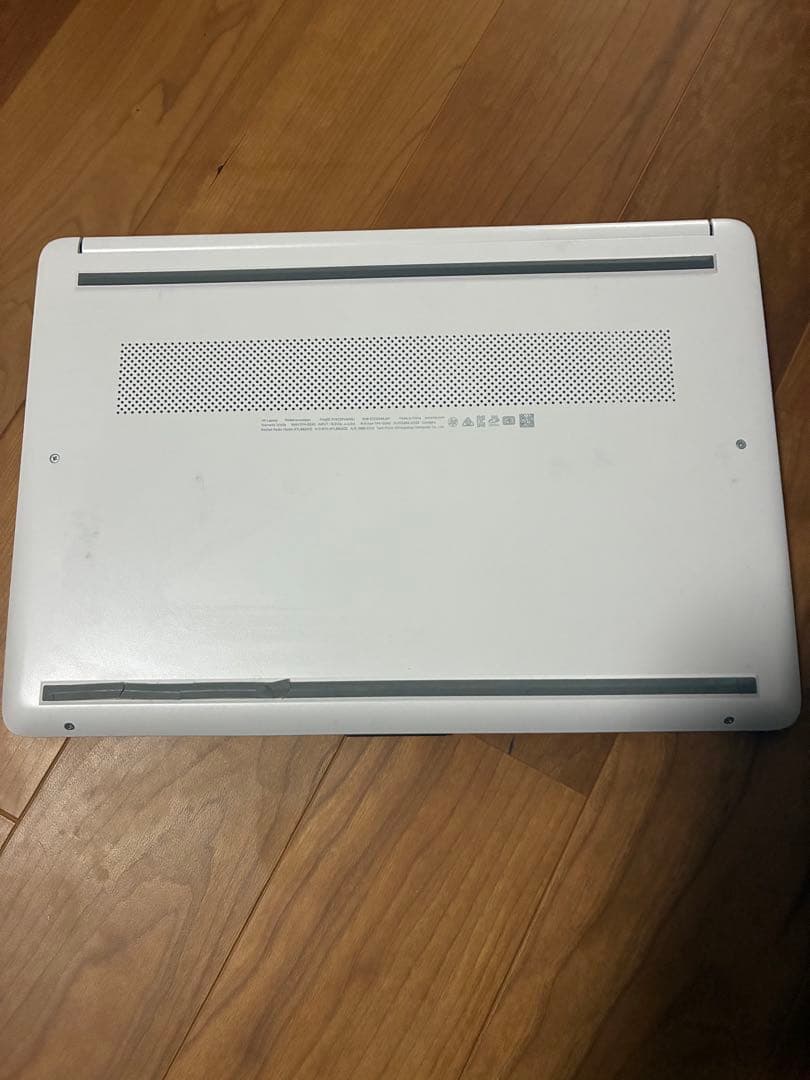 HP Laptop 14インチ　初期化済み
