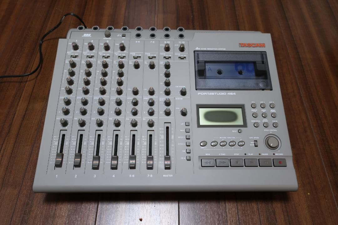 TASCAM PORTASTUDIO 464 マルチトラックレコーダー