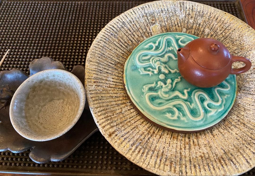 中国青磁タイル　龍・玉　鑑賞台座　　２点セット ヴィンテージ　レア 台湾茶器