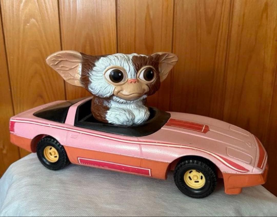 GREMLINS グレムリン ギズモ フィギュア ピンクコルベット