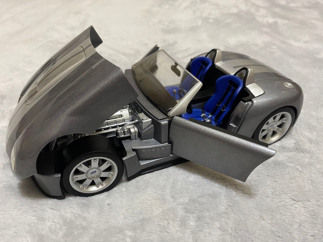 ミニカー HOTWHEELS Ford Shelby Cobra Concept 1/18