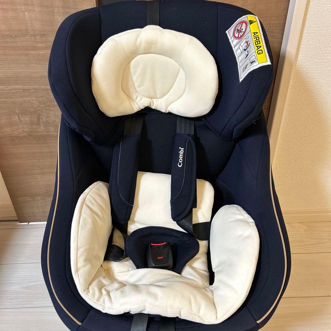 【美品】コンビ　クルムーヴスマート LITE ISOFIX エッグショック