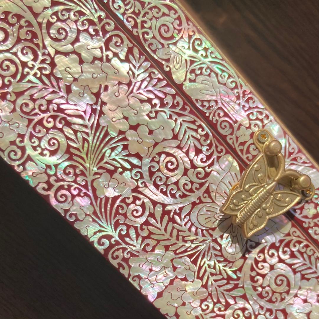 美品　伝統工芸品　螺鈿細工　蝶々　ジュエリーボックス　宝石箱　小物入れ