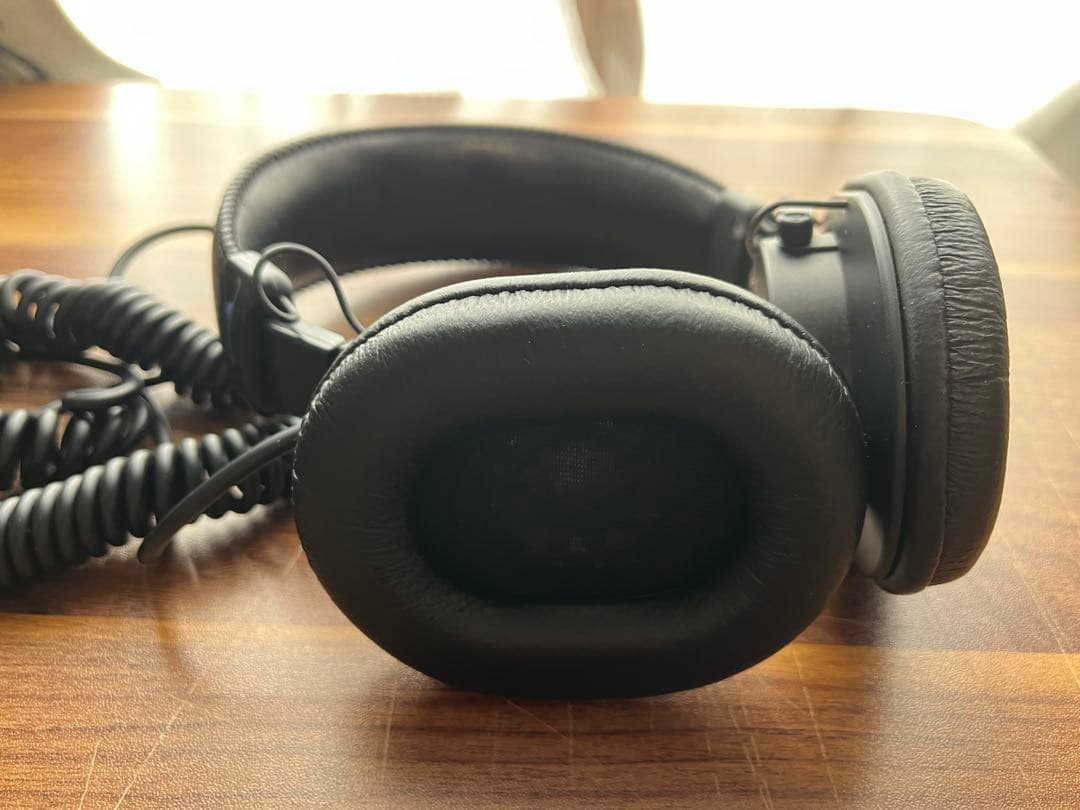 【美品】SONY MDR-7506 スタジオモニターヘッドホン