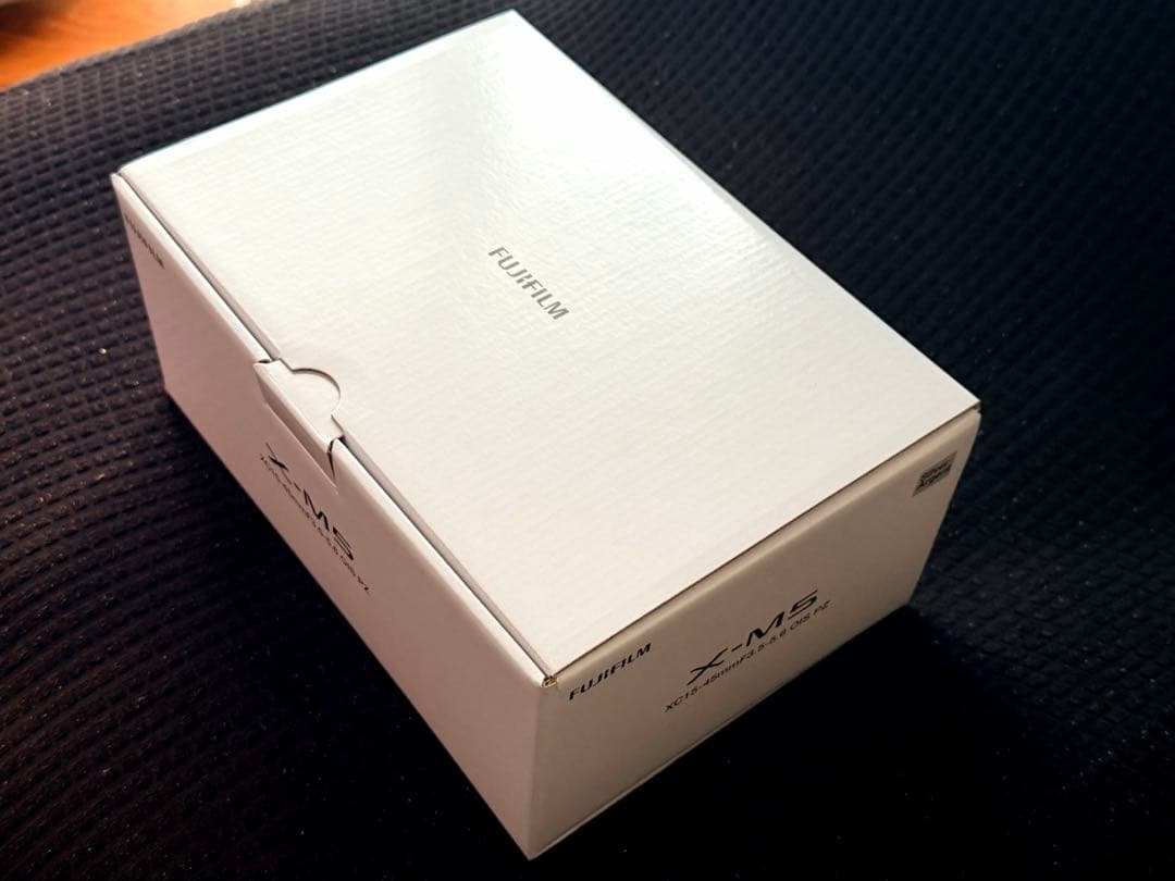 【新品・未開封】FUJIFILM X-M5 レンズキット （XC15-45mm）