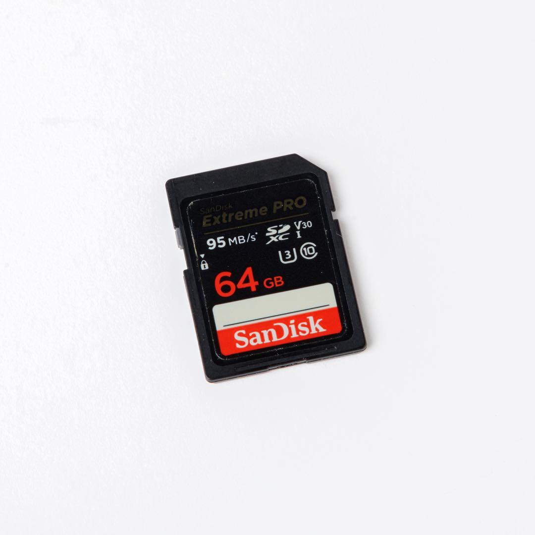 Canon EOS R6 ミラーレス一眼 SDカード付き