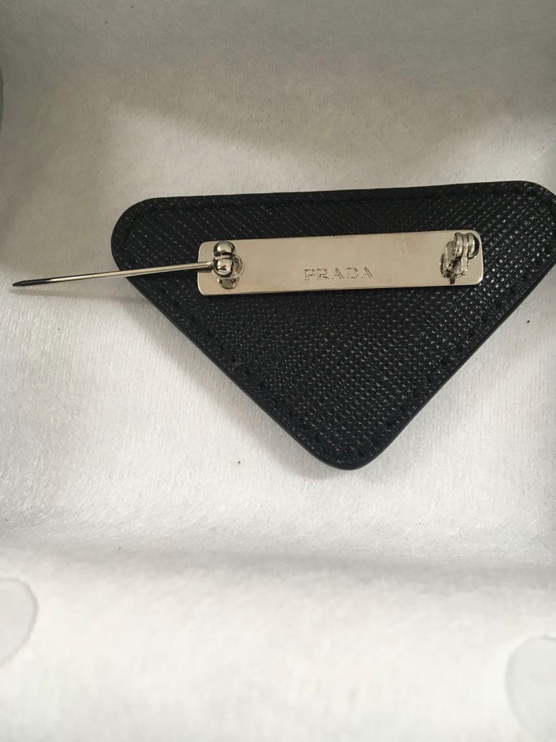 超美品ブローチ