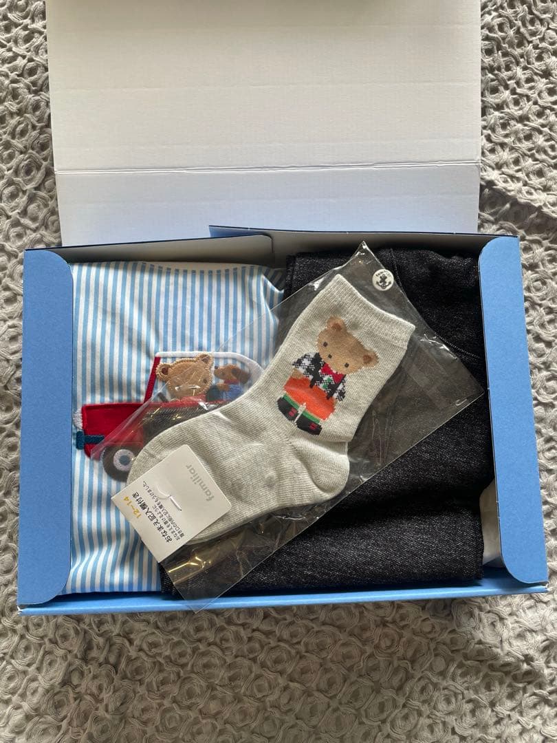 familiar ベビー服セット Tシャツ・パンツ・ソックス