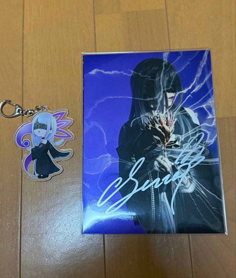 SERRA サイン入りポストカード アクリルキーホルダー