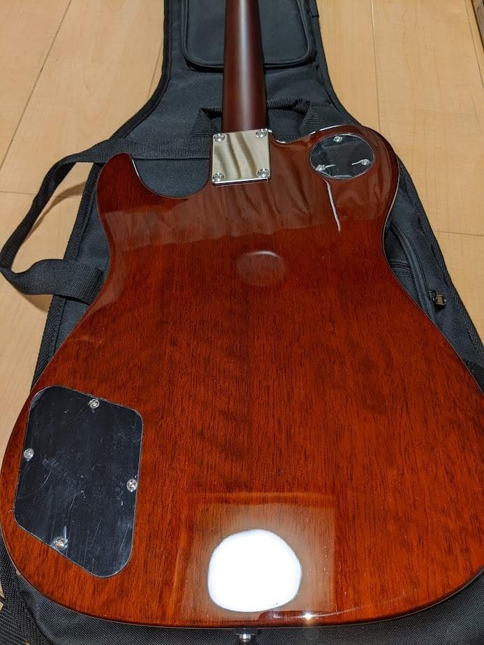 Bacchus / BARON-JAZZ NA /セミホロウ