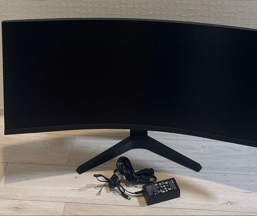 KOORUI 34インチ 湾曲ゲーミングモニター　本体+スタンド+DPケーブル