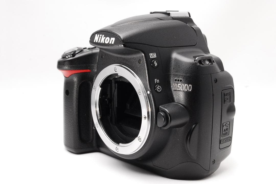 Nikon D5000＋18-55mm VR スマホ転送 一眼デビューに最適！