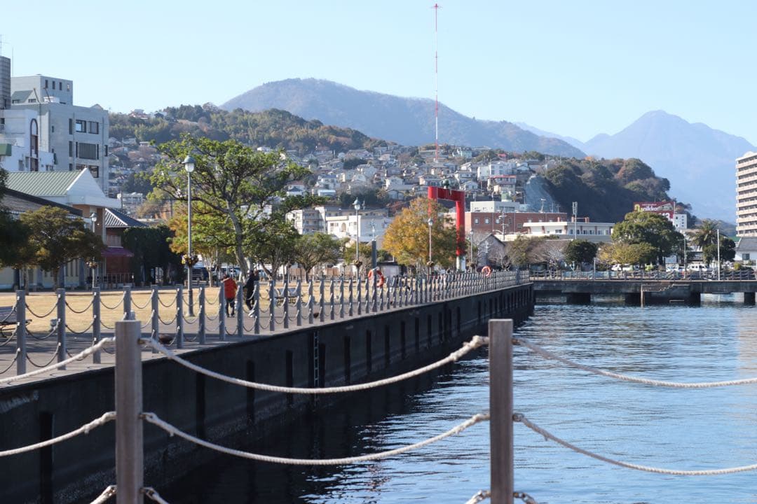 ★ OLYMPUS OM-2N BLACK + 標準レンズ 50mm