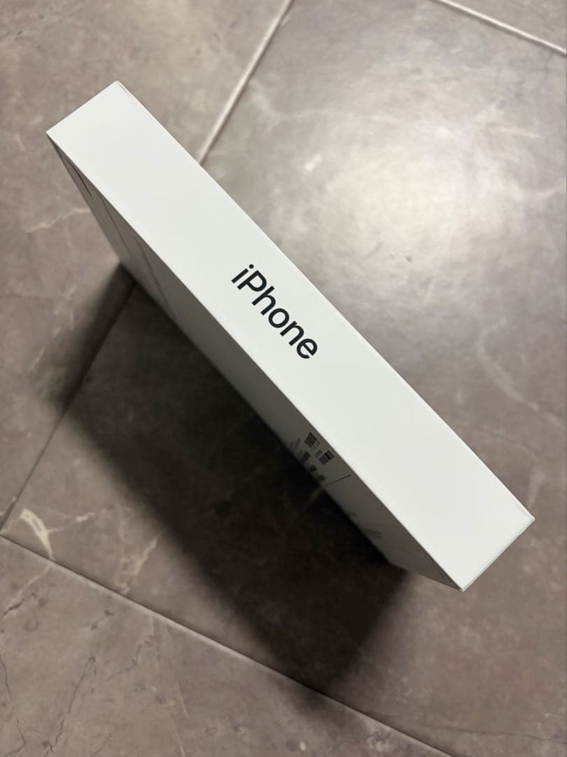 iPhone16e ブラック128GB 新品未開封品　SIMフリー