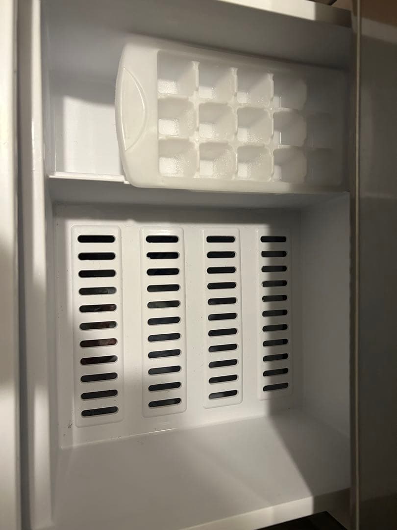 値下げ！12/20まで！AQUA アクア 冷蔵庫（126L・右開き）