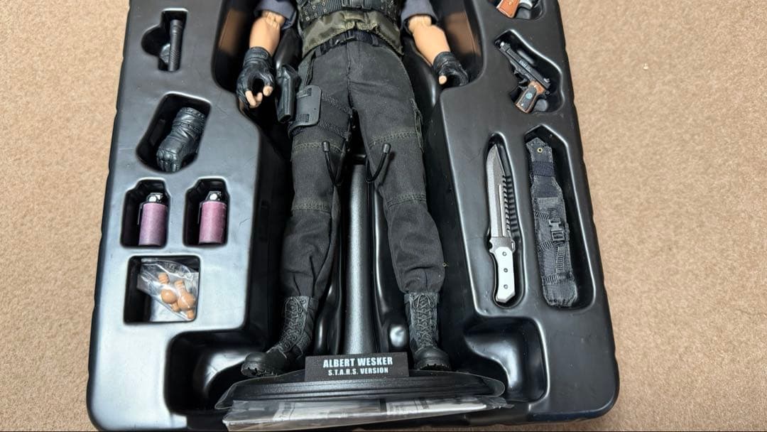 ホットトイズ　マスターピース　バイオバザード5 ウェスカー　STARS