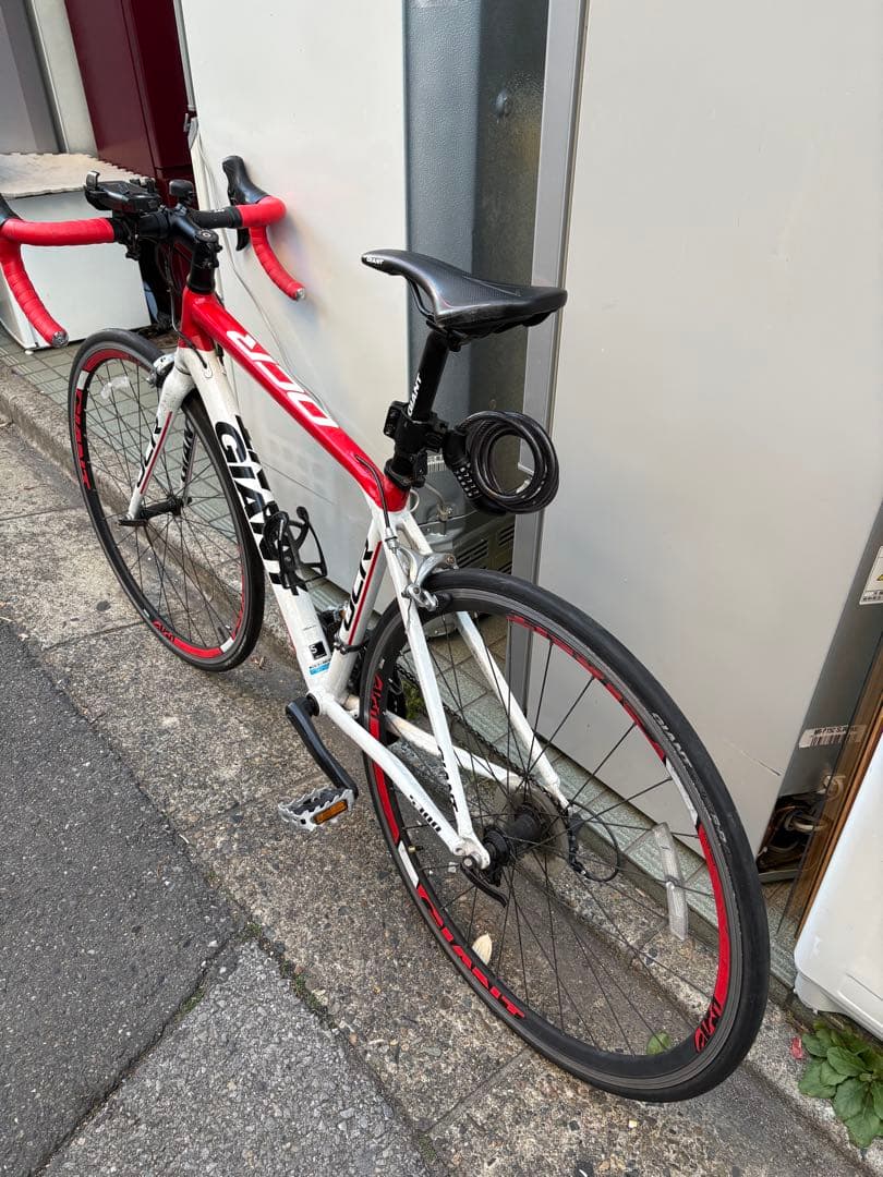 m*様 ロードバイク GIANT ［引き取りor埼玉県川口市より15kg圏内配