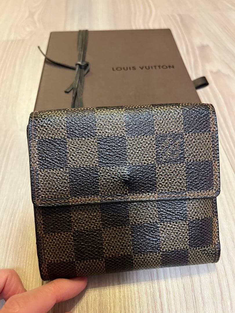 Louis Vuitton ダミエ 二つ折り財布