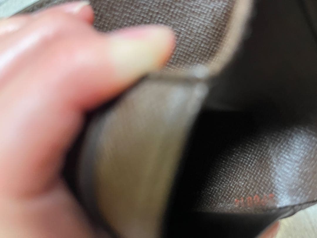 Louis Vuitton ダミエ 二つ折り財布
