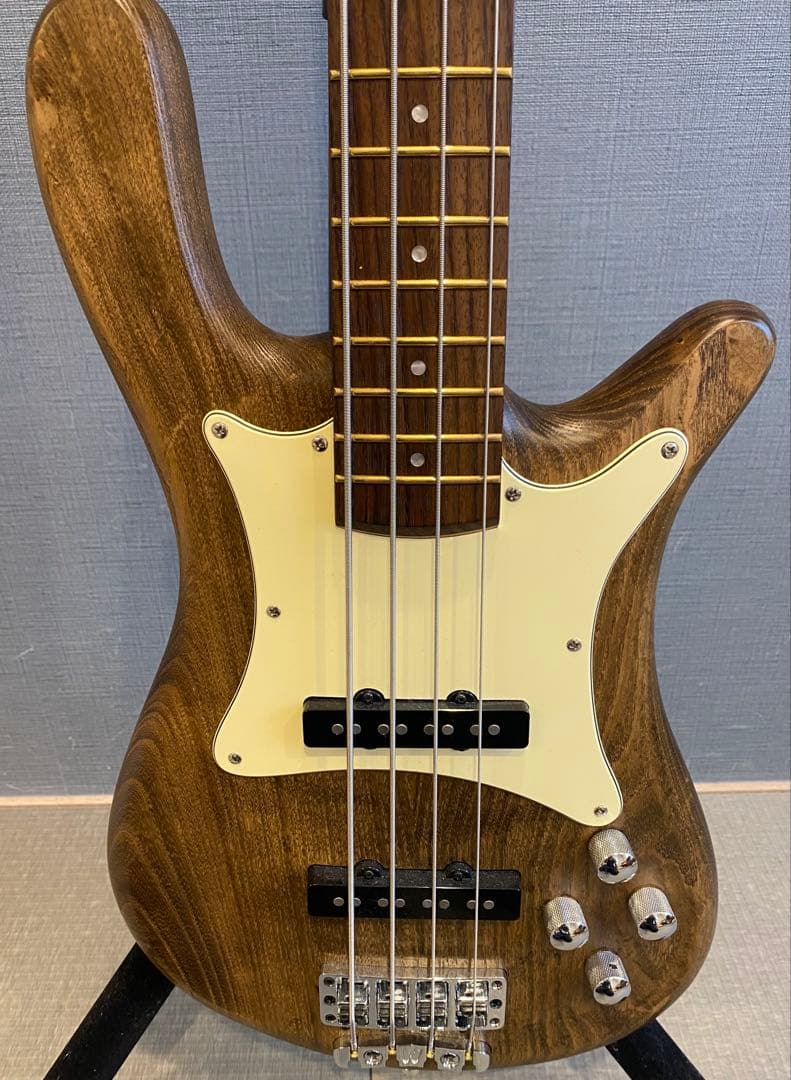 新品同様 Warwick Pro Series Streamer CV4 TS