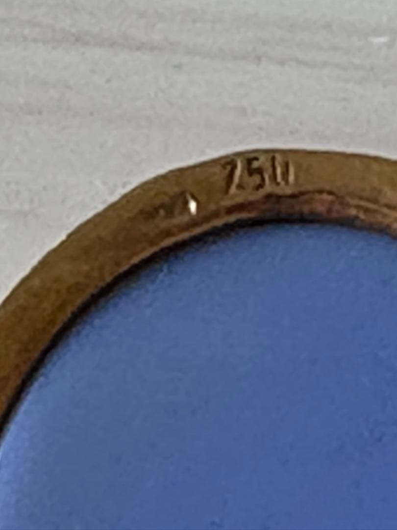 18金カメオブローチ