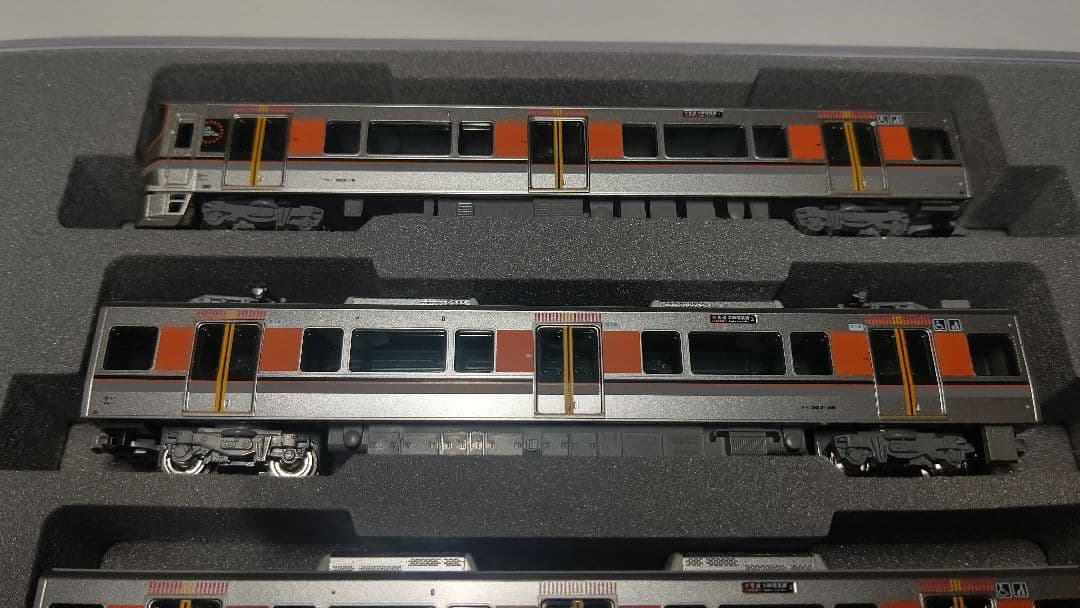 KATO JR西日本323系LS19編成8両セット