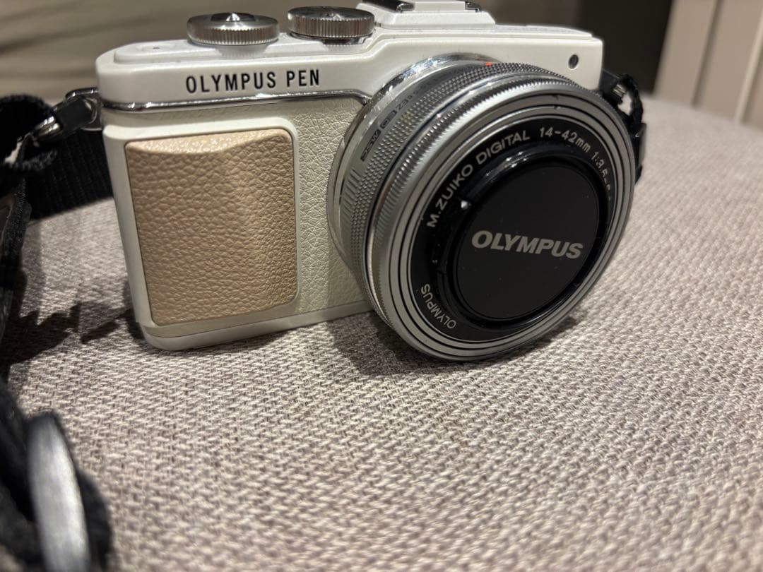 OLYMPUS PEN-epl7 ホワイト ミラーレス一眼