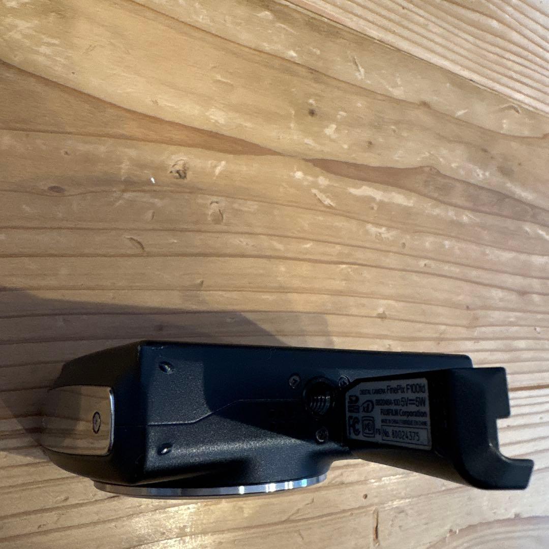 動作未確認 FUJIFILM FINEPIX F100fd ジャンク