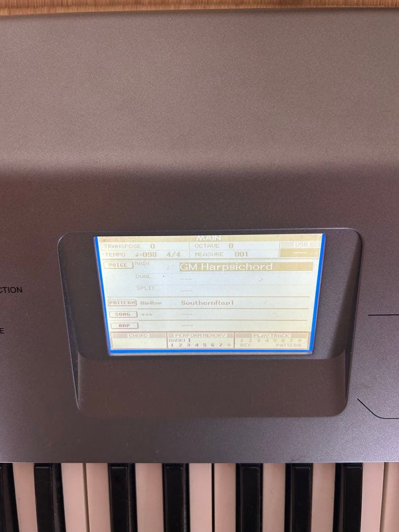 YAMAHA MM6 シンセサイザー 61鍵盤 中古