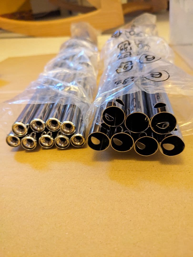 驚きのパイプ幅1.2cm すき間に収まるランドリーラック　 ディノス