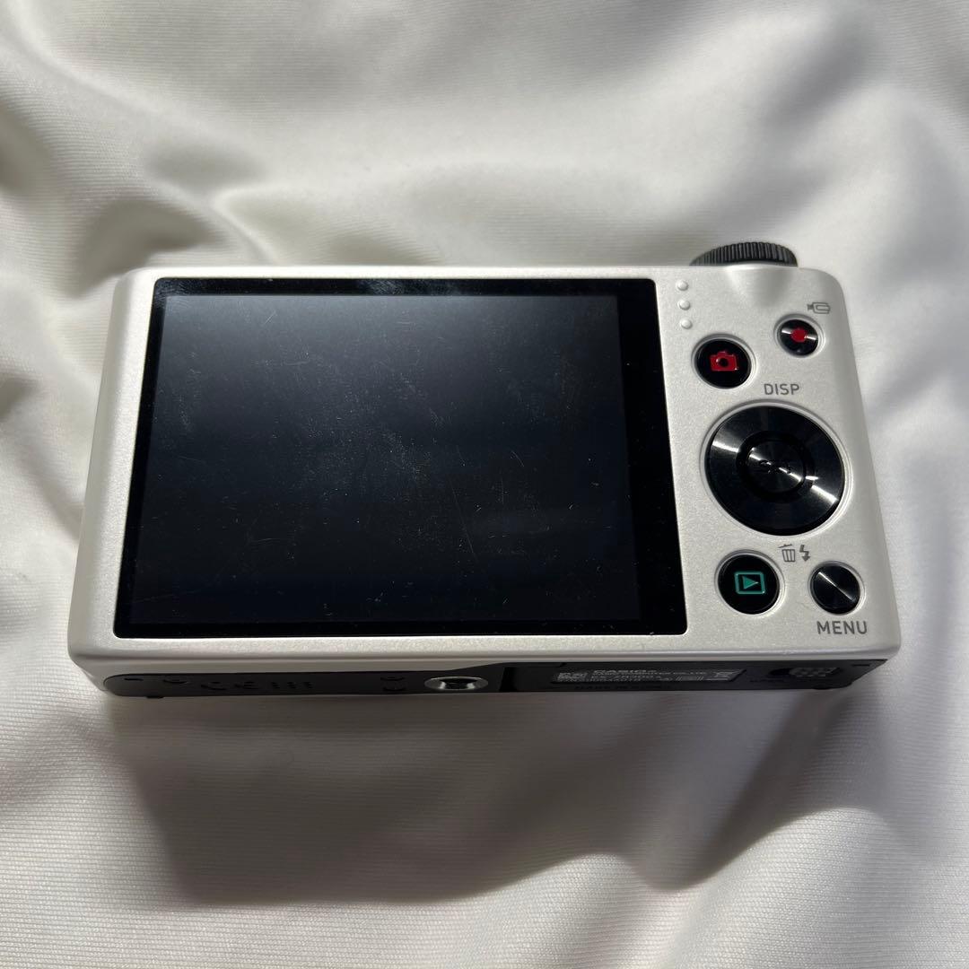 CASIO コンパクトデジタルカメラEXILIM EX-ZR300【美品】