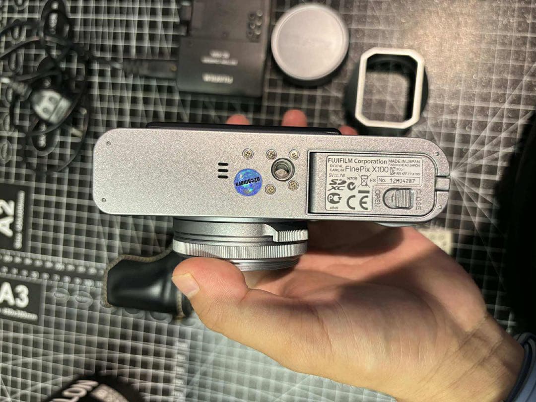 デジタルカメラ Fujifilm X100