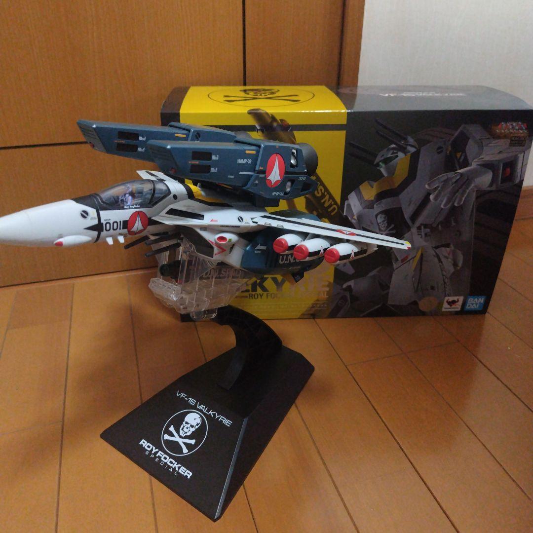 DX超合金VF-1S ロイフォッカースペシャル＋スーパーパーツ、反応弾(TV版)