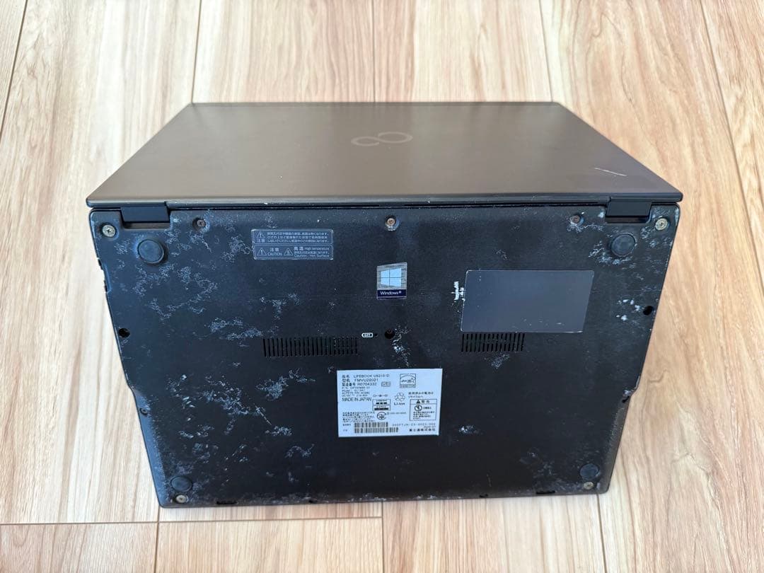 軽量746g LIFEBOOK U9310/Di5メモリ8GB SSD128GB