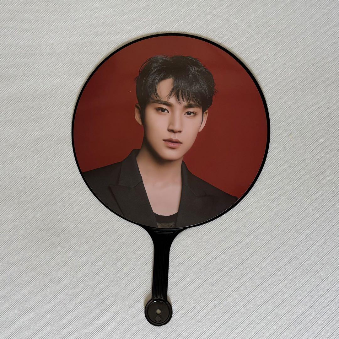 ミンギュ　power of love うちわ　seventeen