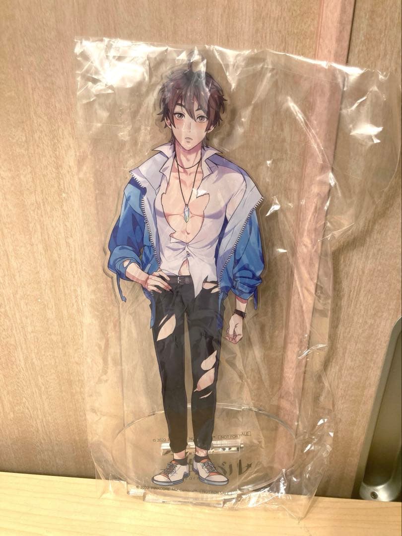 ★激レア★ NU:カーニバル 抽選会特典 A賞 特大アクリルスタンド エイト