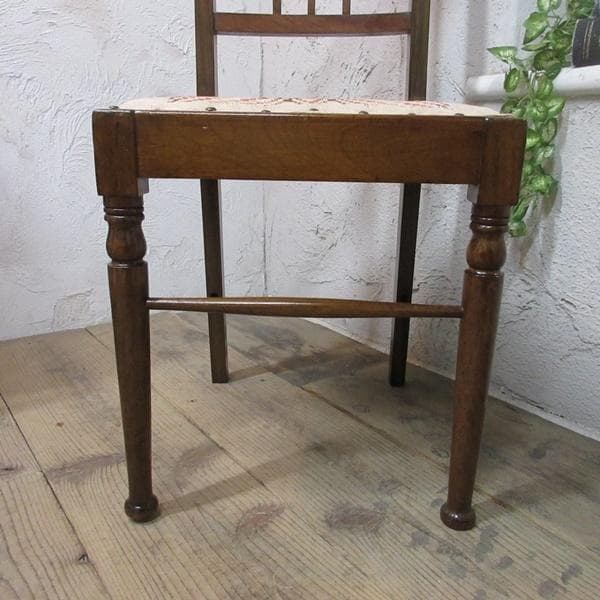 訳あり イギリス アンティークチェア 椅子 鋲打ち イス 店舗什器 4106d