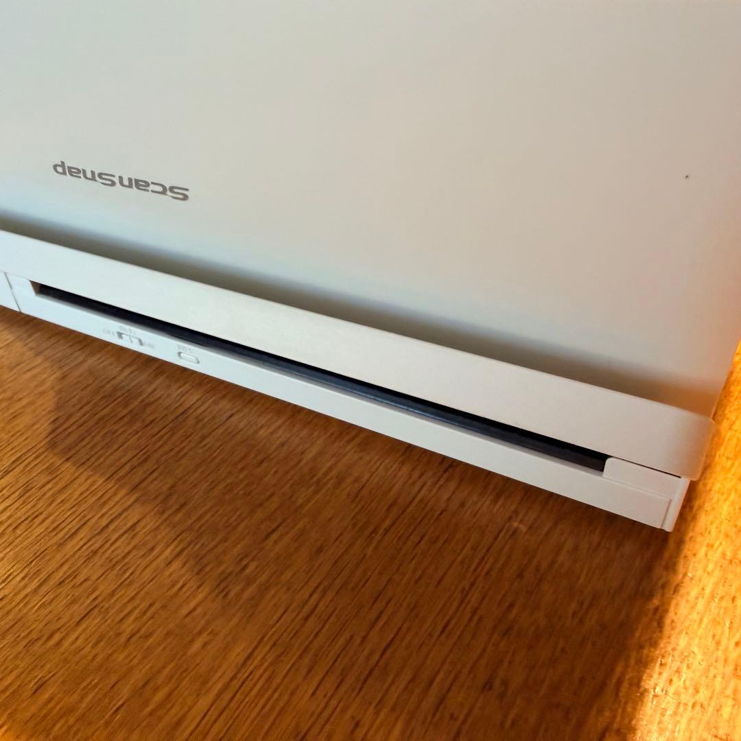 ScanSnap iX1300ドキュメントスキャナー ホワイト