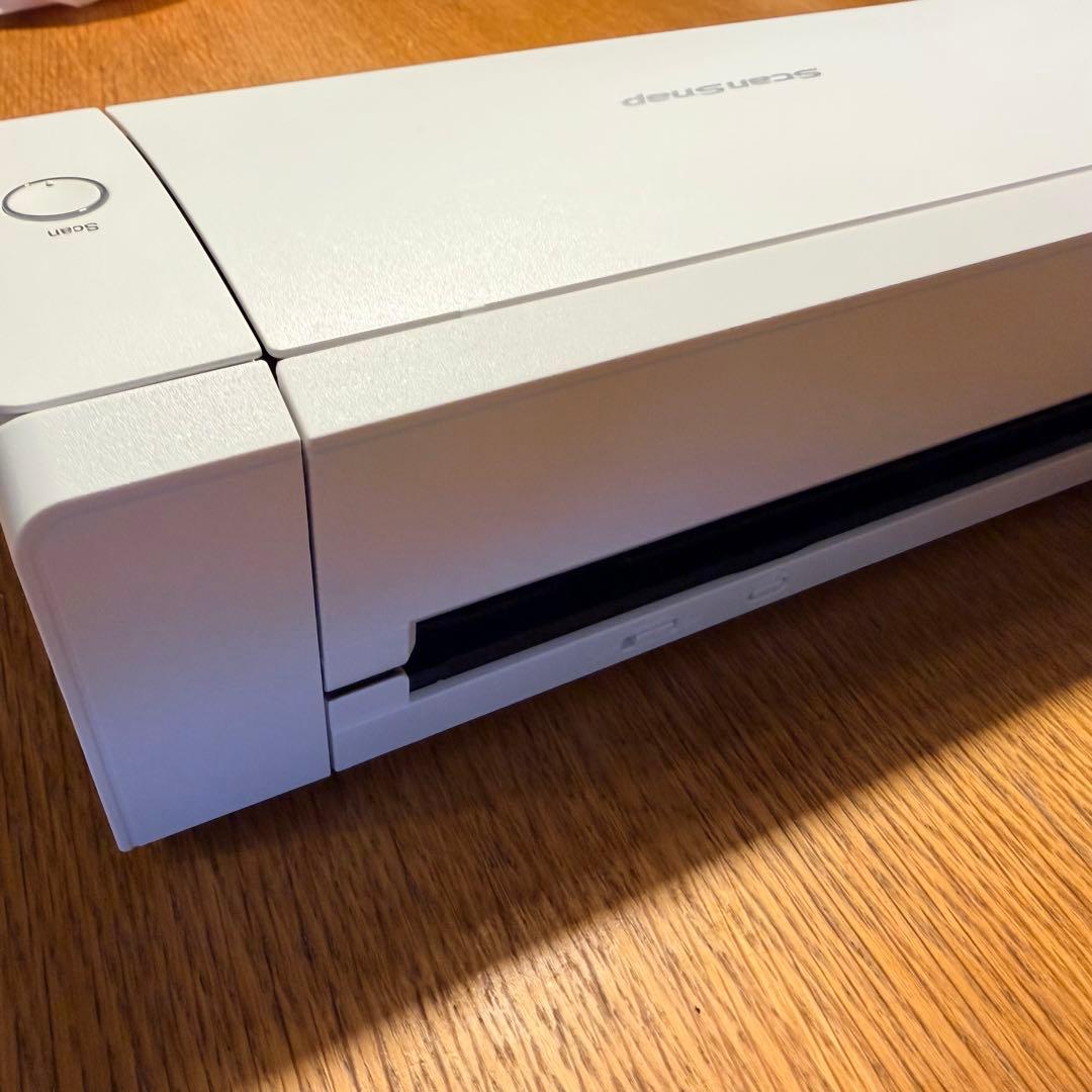 ScanSnap iX1300ドキュメントスキャナー ホワイト