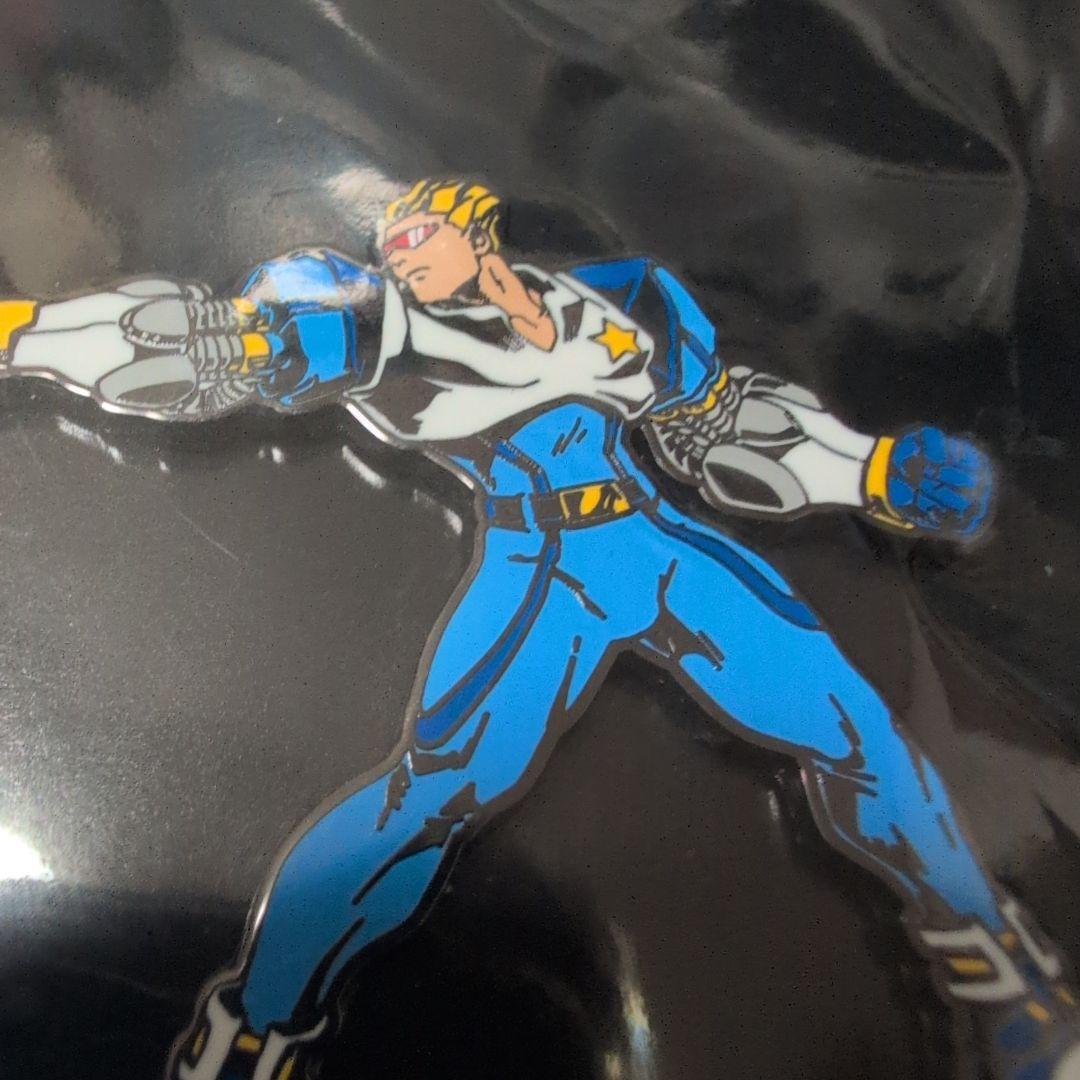 非売品　新品未開封 MarvelvsCapcom ピンバッジ&メタルカードセット