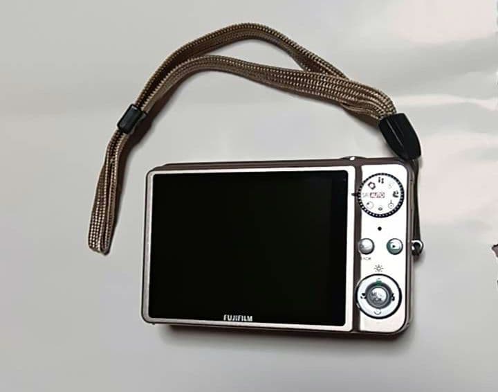 FUJIFILM　デジタルカメラ　美品