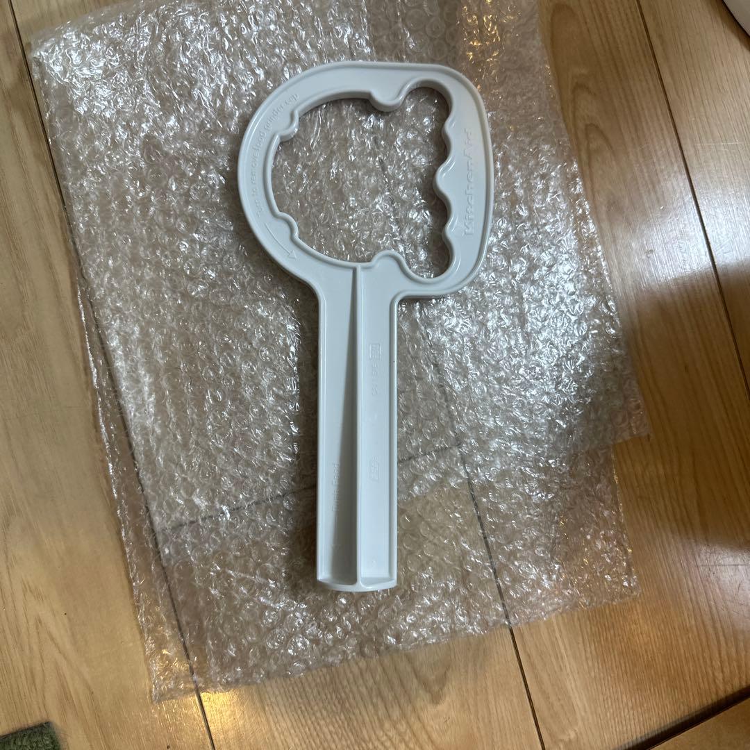 中古品￼キッチンエイド　スタンドミキサー（ホワイト）